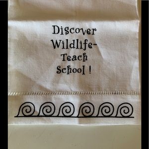 Discover Wildlife-Teach School! Kitchen Handtowel